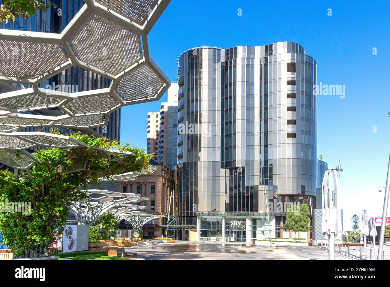 SkyCity Adelaide von Festival Plaza, North Terrace, Adelaide, South Australia, Australien Stockfoto