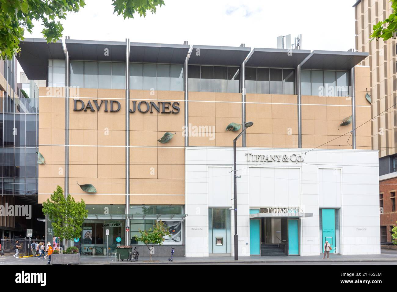 David Jones Department Store und Tiffany & Co Store, North Terrace, Adelaide, South Australia, Australien Stockfoto