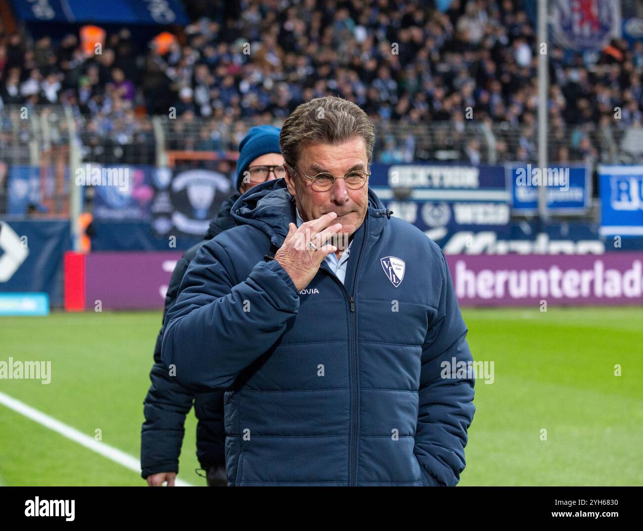 Sport, Fußball, Bundesliga, 2024/2025, VfL Bochum vs. Bayer 04 Leverkusen 1-1, Vonovia Ruhr Stadion, Cheftrainer Dieter Klaus Hecking (VfL), DFL-VORSCHRIFTEN VERBIETEN JEDE VERWENDUNG VON FOTOGRAFIEN ALS BILDSEQUENZEN UND/ODER QUASI-VIDEO Stockfoto