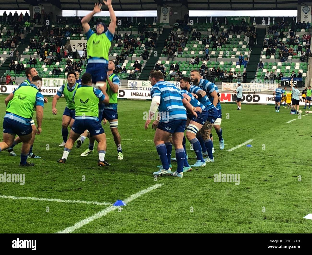Benetton Treviso gegen Leinster in Rugby URC Stockfoto