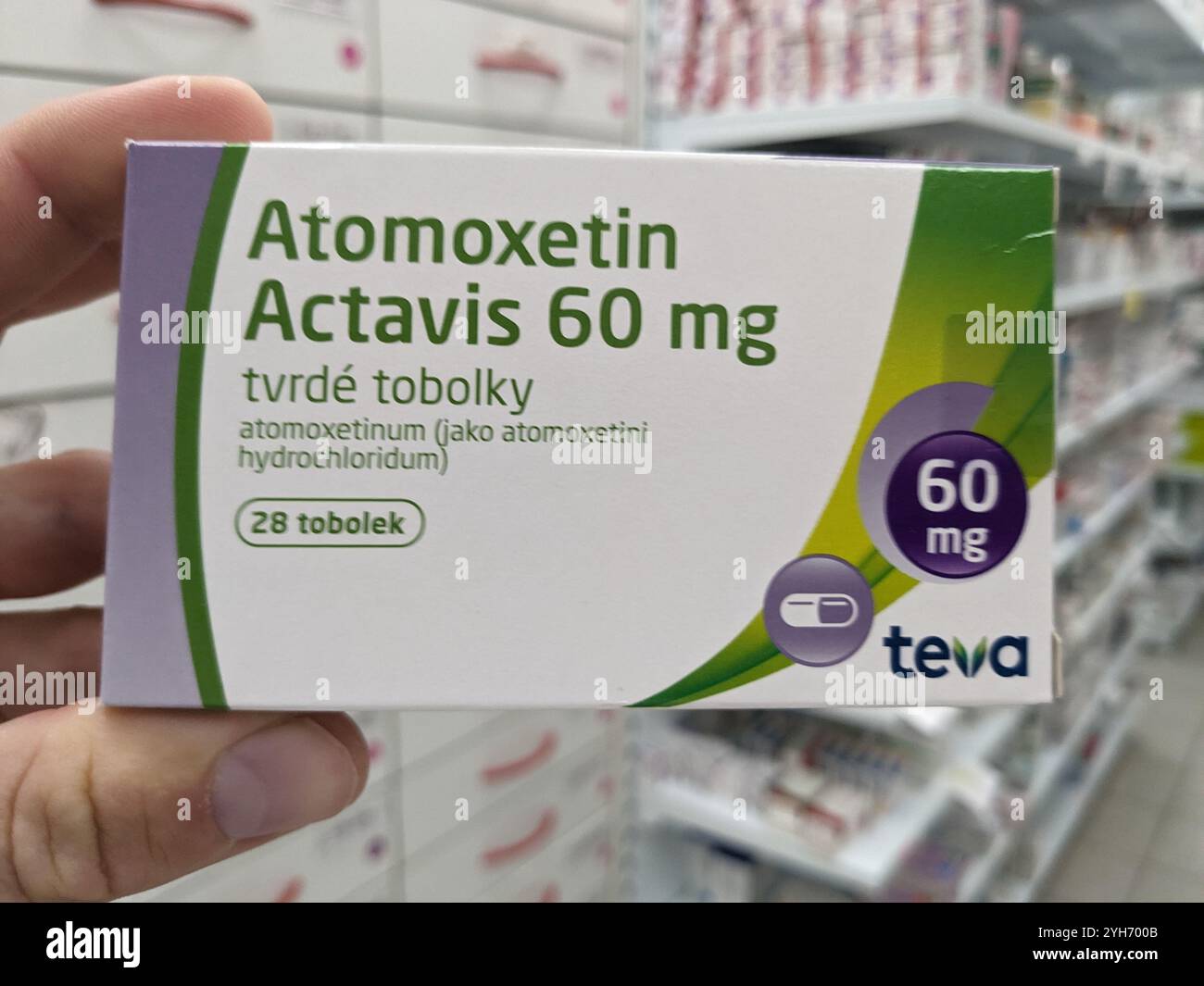 Atomoxetin Actavis Box des Medikaments mit Atomoxetin Wirkstoff von Mylan, verwendet zur Behandlung von ADHS, Aufmerksamkeitsdefizit Hyperaktivitätsstörung, Stockfoto