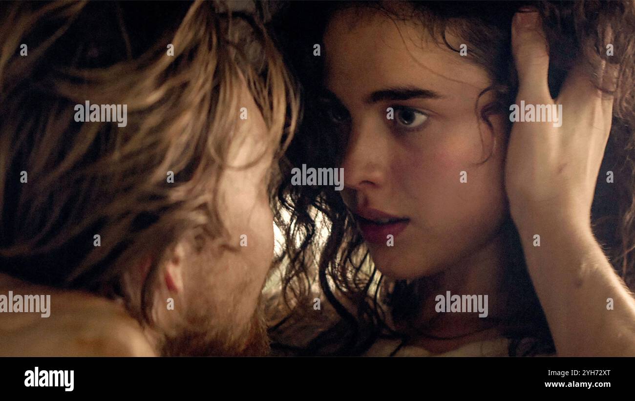 MARGARET QUALLEY und JOE ALWYN in STARS AT MITTAG (2022), Regie: CLAIRE DENIS. Quelle: Curiosa Films / arte France Cinéma / Album Stockfoto