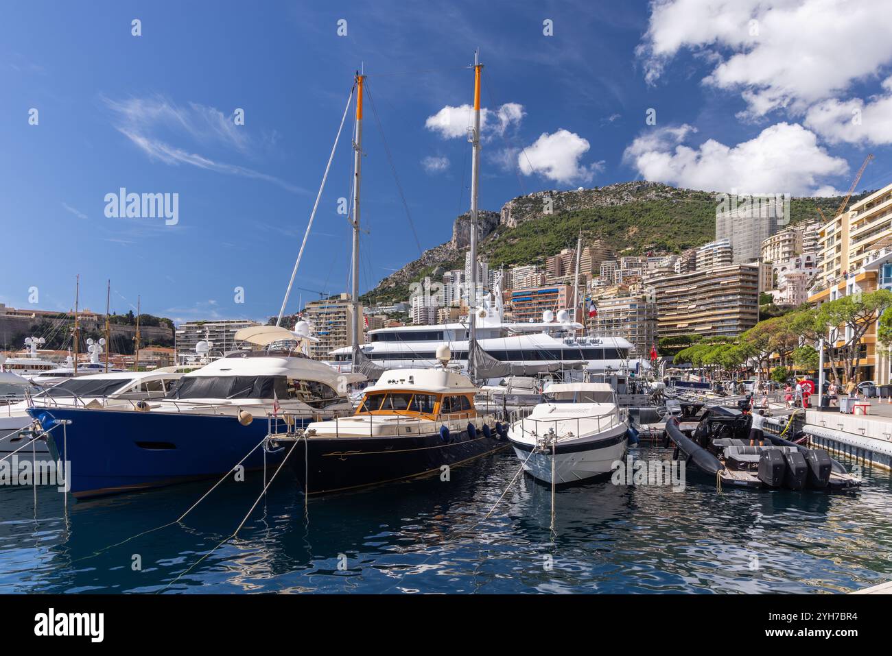 Segelboote im Hafen von Monaco, Monte Carlo, Monaco, Südfrankreich, französische Riviera, Europa Stockfoto