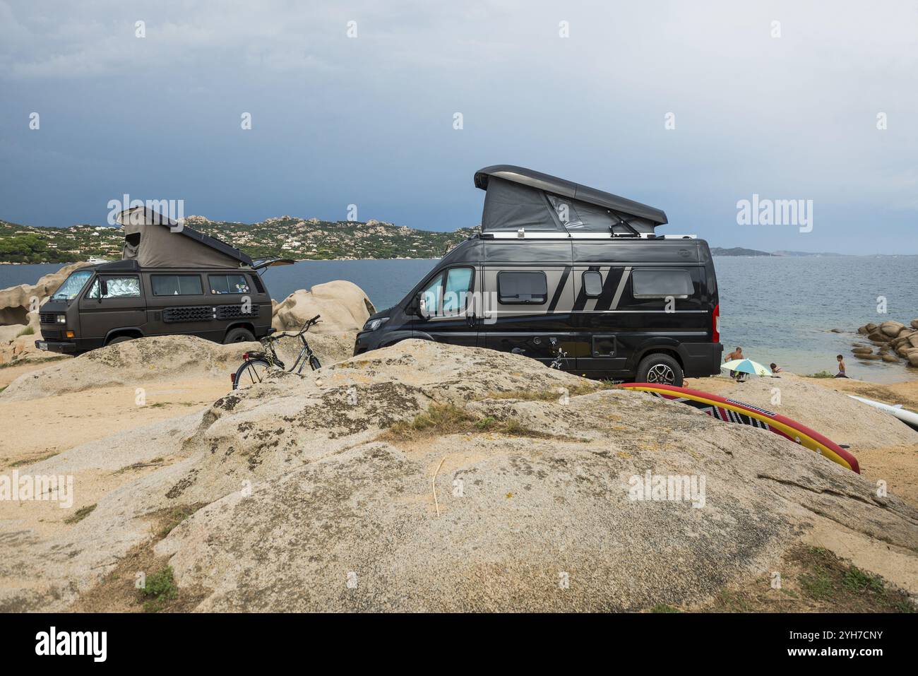 Campingplatz am Strand, Palau, Costa Smeralda, Sardinien, Italien, Ozeanien Stockfoto