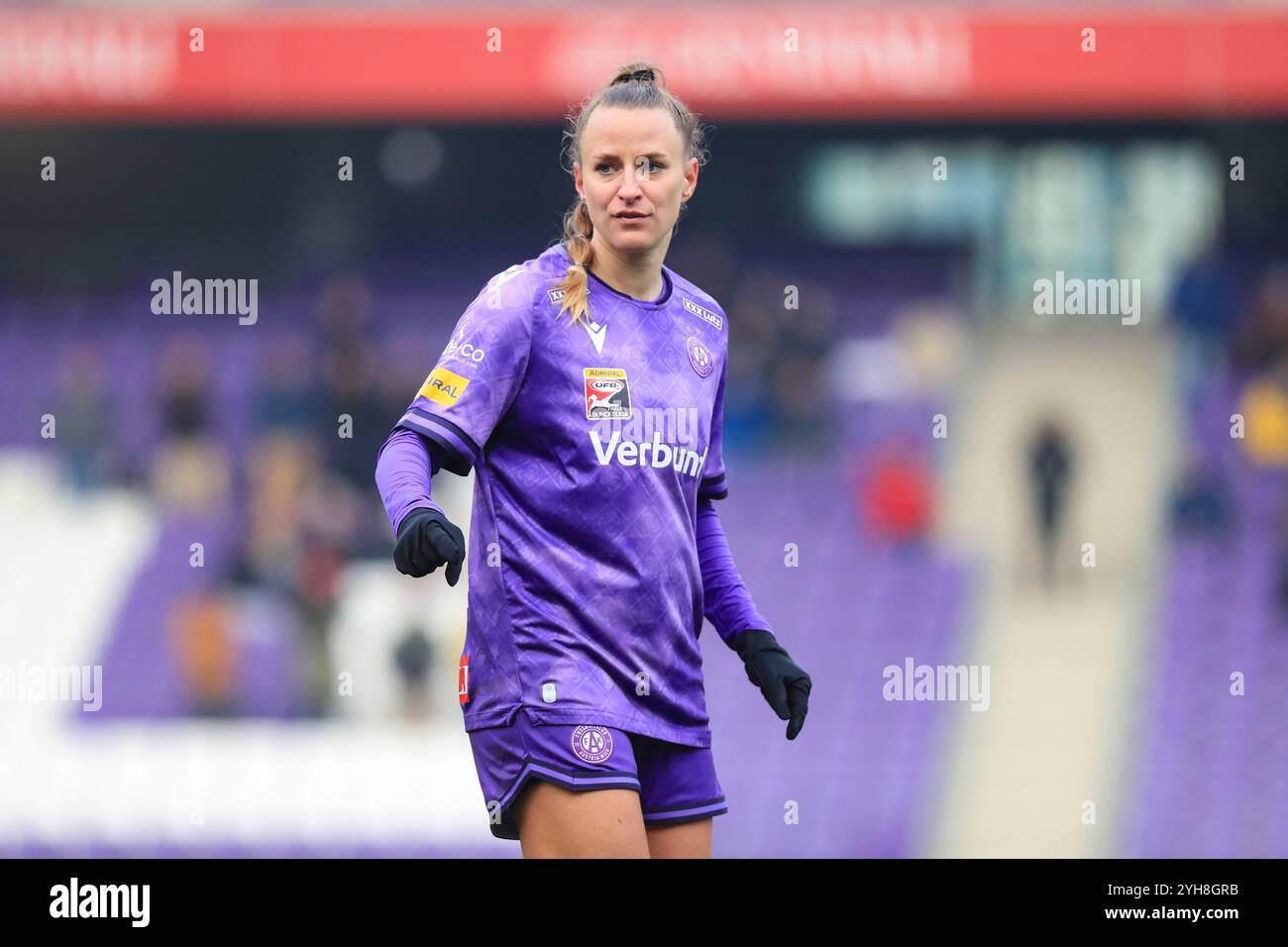 Wien, Österreich. November 2024. Wien, Österreich, 10. November 2024: Virginia Kirchberger (13 Österreich Wien) während des Admiral Frauen Bundesliga Matches Austria Wien gegen Wien Tom Seiss/SPP (Tom Seiss/SPP) Credit: SPP Sport Press Photo. /Alamy Live News Stockfoto