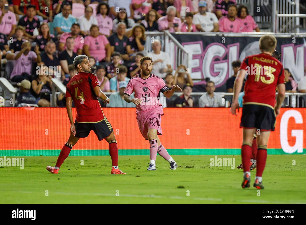 Inter Miamis Stürmer #10 Lionel Messi in Aktion beim Major League Soccer (MLS) Cup zwischen Inter Miami und Atlanta United. Foto: Chris Arjoon Stockfoto