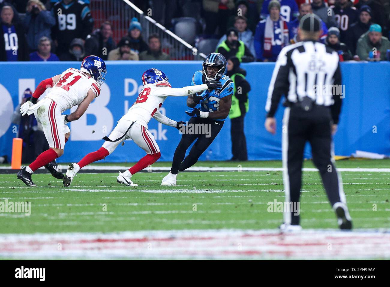 München, Deutschland. November 2024. NFL München Spiel New York Giants - Carolina Panthers am 10.11.2024 in der Allianz Arena in München David Moore ( Carolina ) Foto: Revierfoto Credit: ddp Media GmbH/Alamy Live News Credit: ddp Media GmbH/Alamy Live News Stockfoto