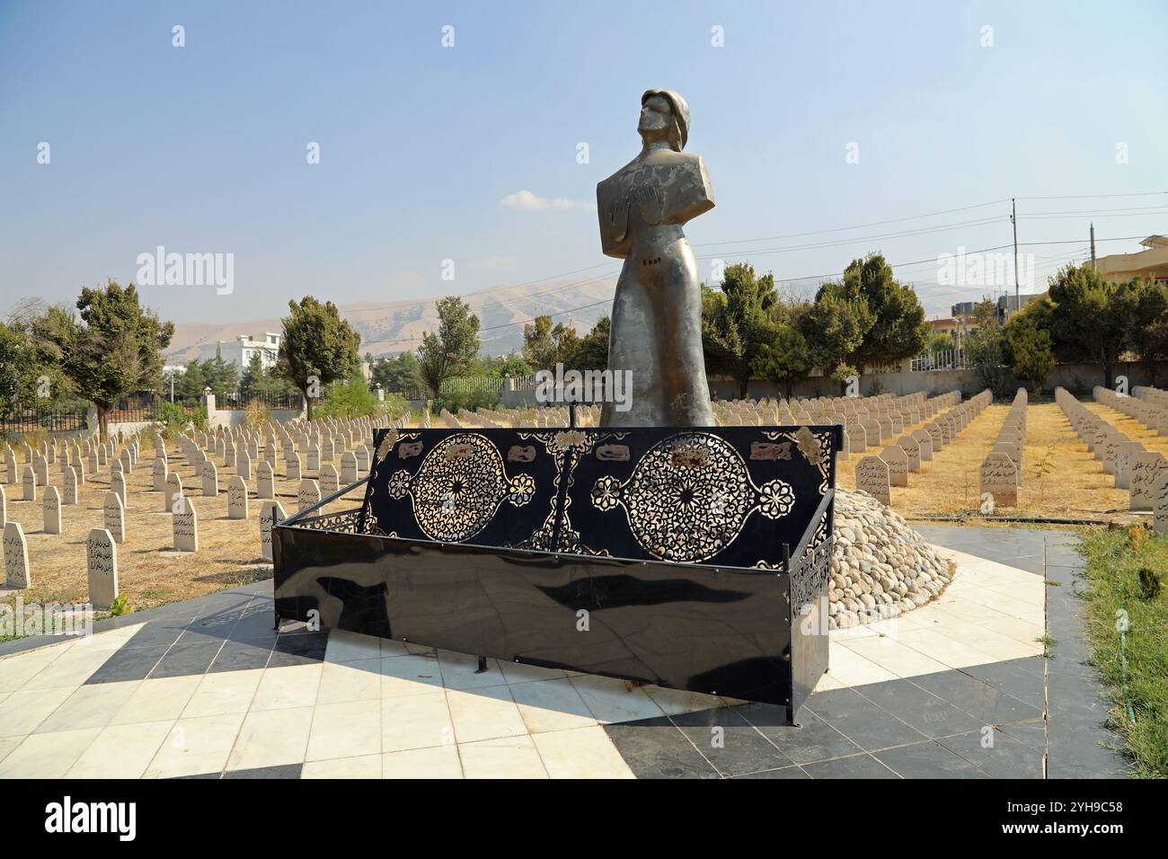 Völkermord-Denkmal auf dem Halabja-Friedhof Stockfoto