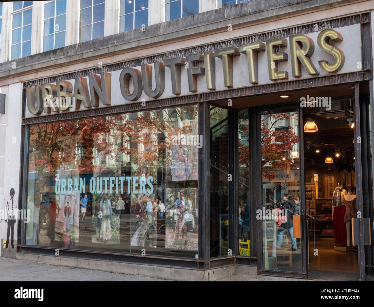 High Street Zweigstelle des Mode- und Bekleidungsgeschäfts in der Ober Bar Street, Southampton, Hampshire, Großbritannien Stockfoto