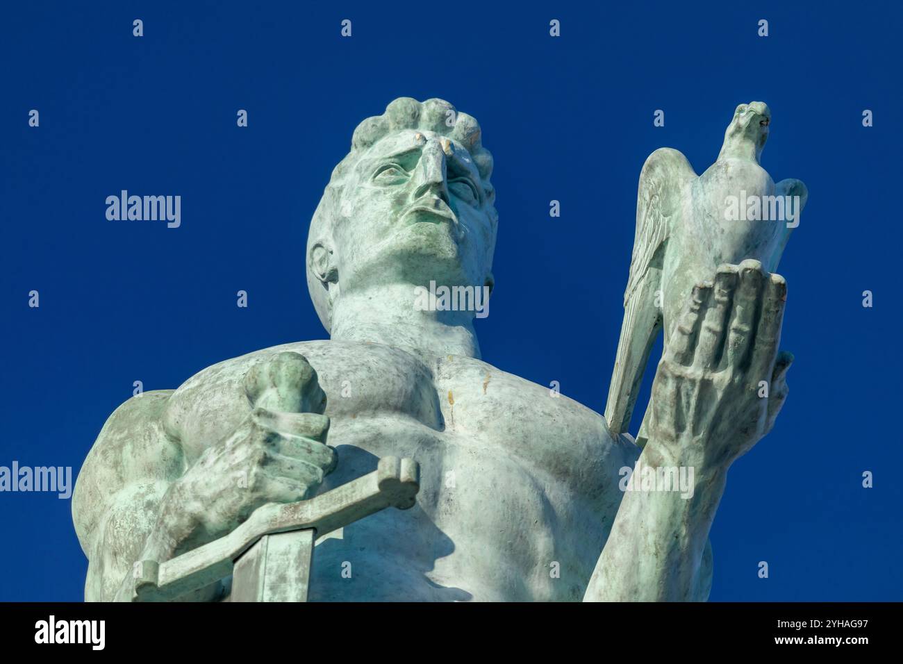 Berühmtes Belgrader Wahrzeichen und inoffizielles Symbol der Stadt: Victor Monument (serbisch: Spomenik pobedniku). Es befindet sich in der Kalemegdan Festung und wurde erschaffen Stockfoto