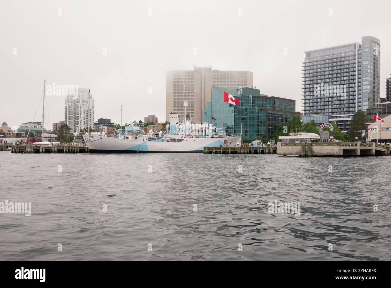 Halifax, NS, Kanada – 23. Juni 2024: HMCS Sackville ging mit Copy-Space in den Ruhestand Stockfoto