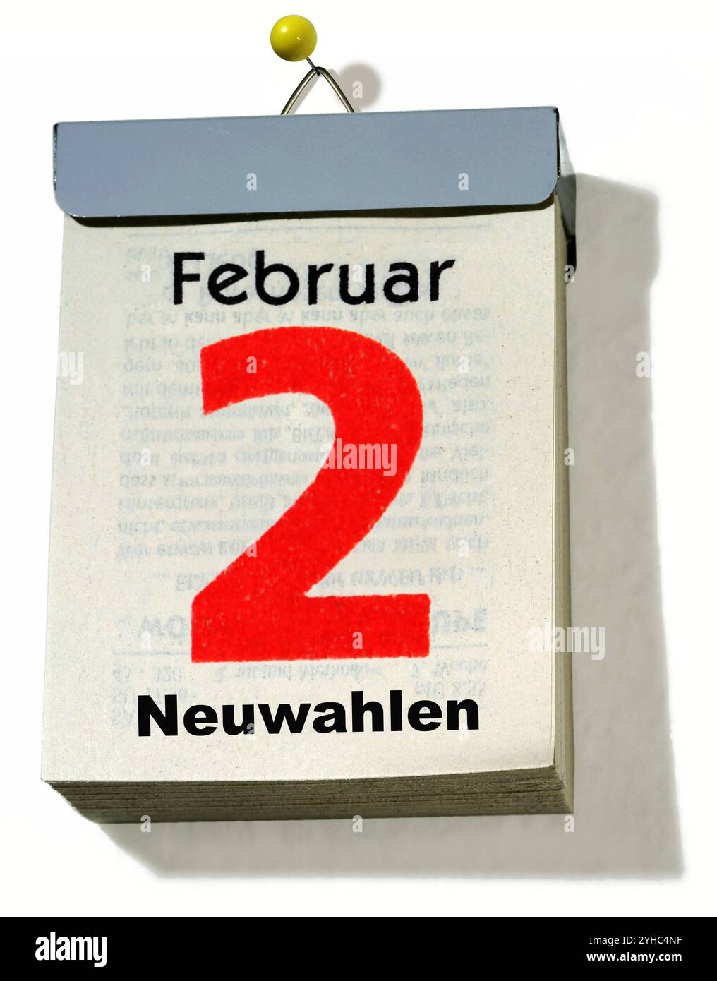 Neuwahlen am 2. Februar 2025, Spekulation um mögliche Wahltermine, Berlin, November 2024 Deutschland, Berlin, 2024, Neuwahlen am 2. Februar 2025, Spekulation um mögliche Wahltermine, wahrscheinlicher Termin 02.02.2025, jemand schaut mit einer Lupe auf den Kalender, Bundestagswahl, Politik, *** Neuwahlen am 2. Februar 2025, Spekulation über mögliche Wahltermine, Berlin, November 2024 Deutschland, Berlin, 2024, Neuwahlen am 2. Februar 2025, Spekulationen über mögliche Wahltermine, wahrscheinliches Datum 02 02 2025, jemand schaut sich den Kalender mit einer Lupe an, Bundestagswahl, Pol Stockfoto