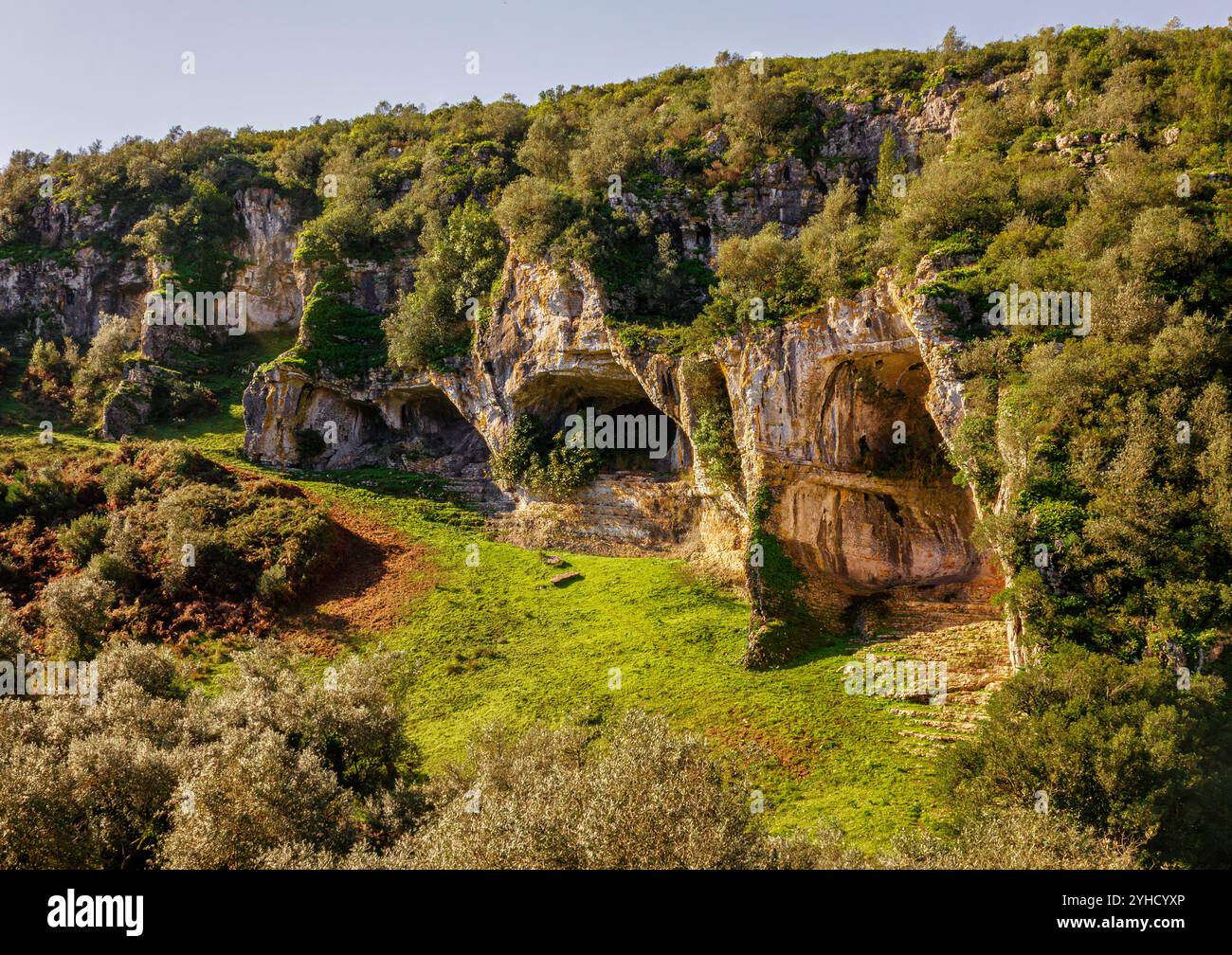 Buracas do Casmilo - Höhlen in Zentral-Portugal Stockfoto