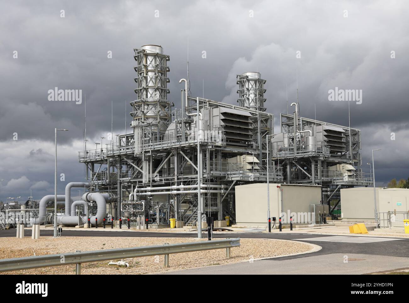 Rohrleitungen in einer neuen Gasverdichtungsanlage in Peterborough, Großbritannien. Stockfoto