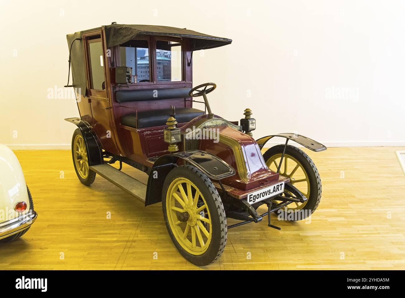 Moskau, Russland, 10. November 2018: Auto Renault AG1 (bekannt als Taxi de la Marne) (Made in) auf der Ausstellung alter und seltener Autos, Europa Stockfoto