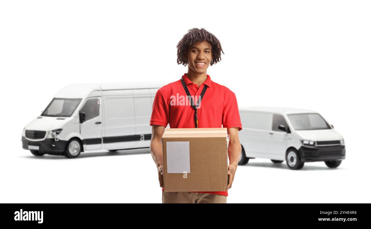 Liefermann mit Pappkarton und Lieferwagen isoliert auf weißem Hintergrund Stockfoto