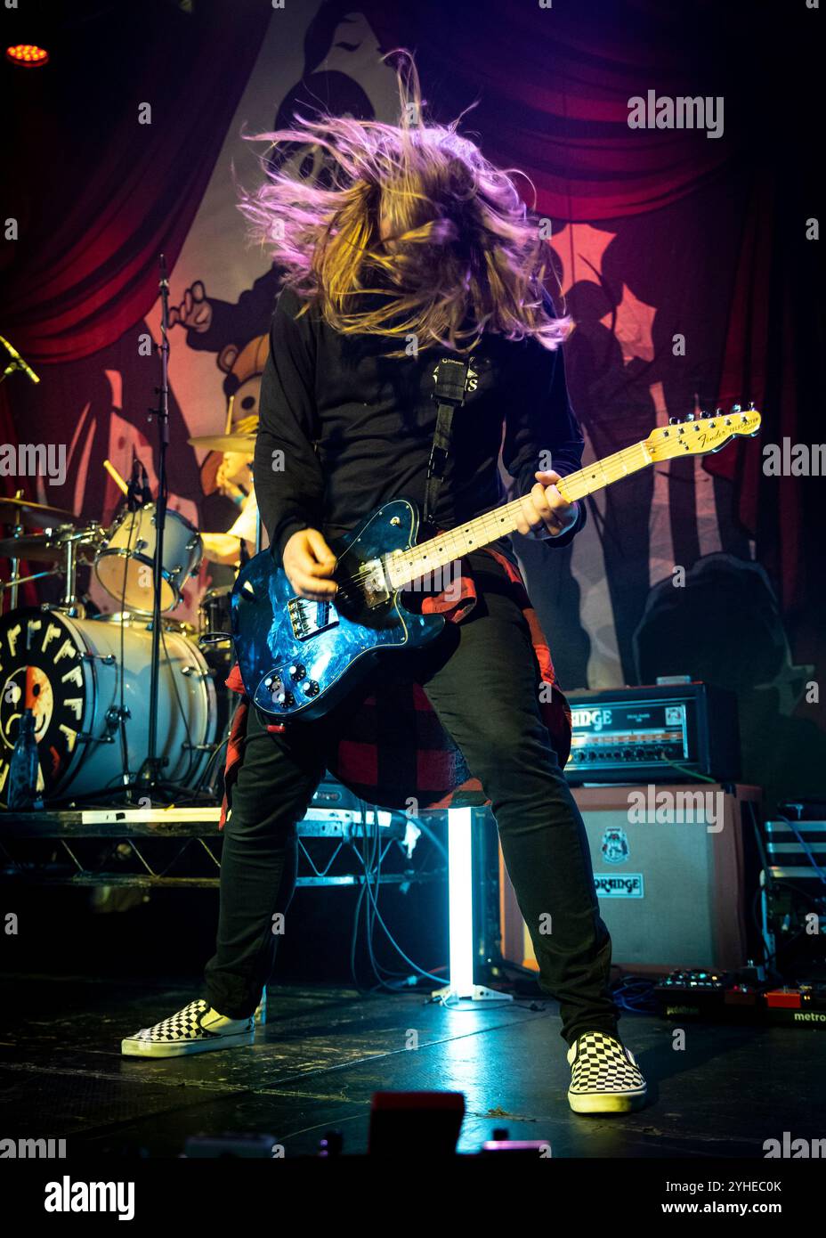 Fell Out Boy (Fall Out Boy Tribute Band) tritt an der O2 Academy Islington, London auf © Clarissa Debenham (Film Free Photography) / Alamy Stockfoto