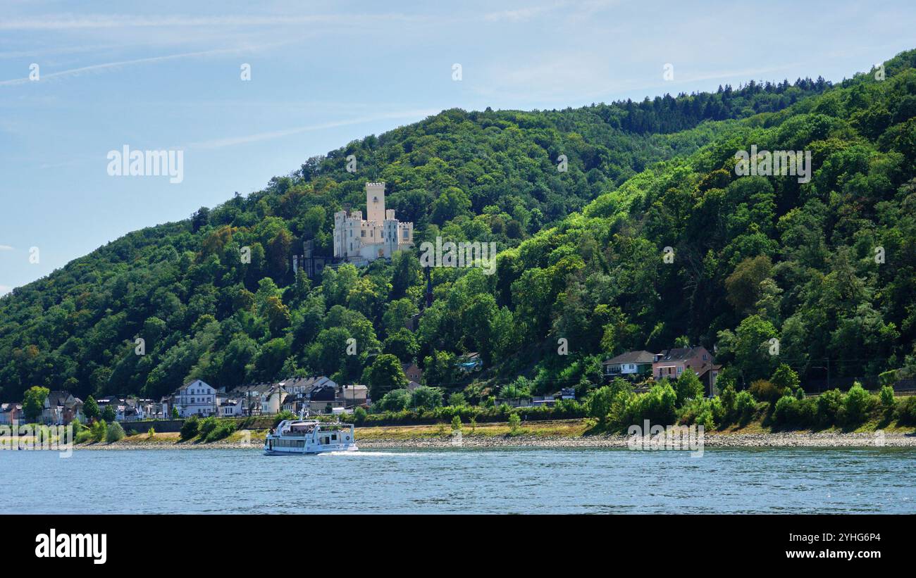 Schloss Stolzenfels hoch über dem Rhein in Deutschland. Stockfoto