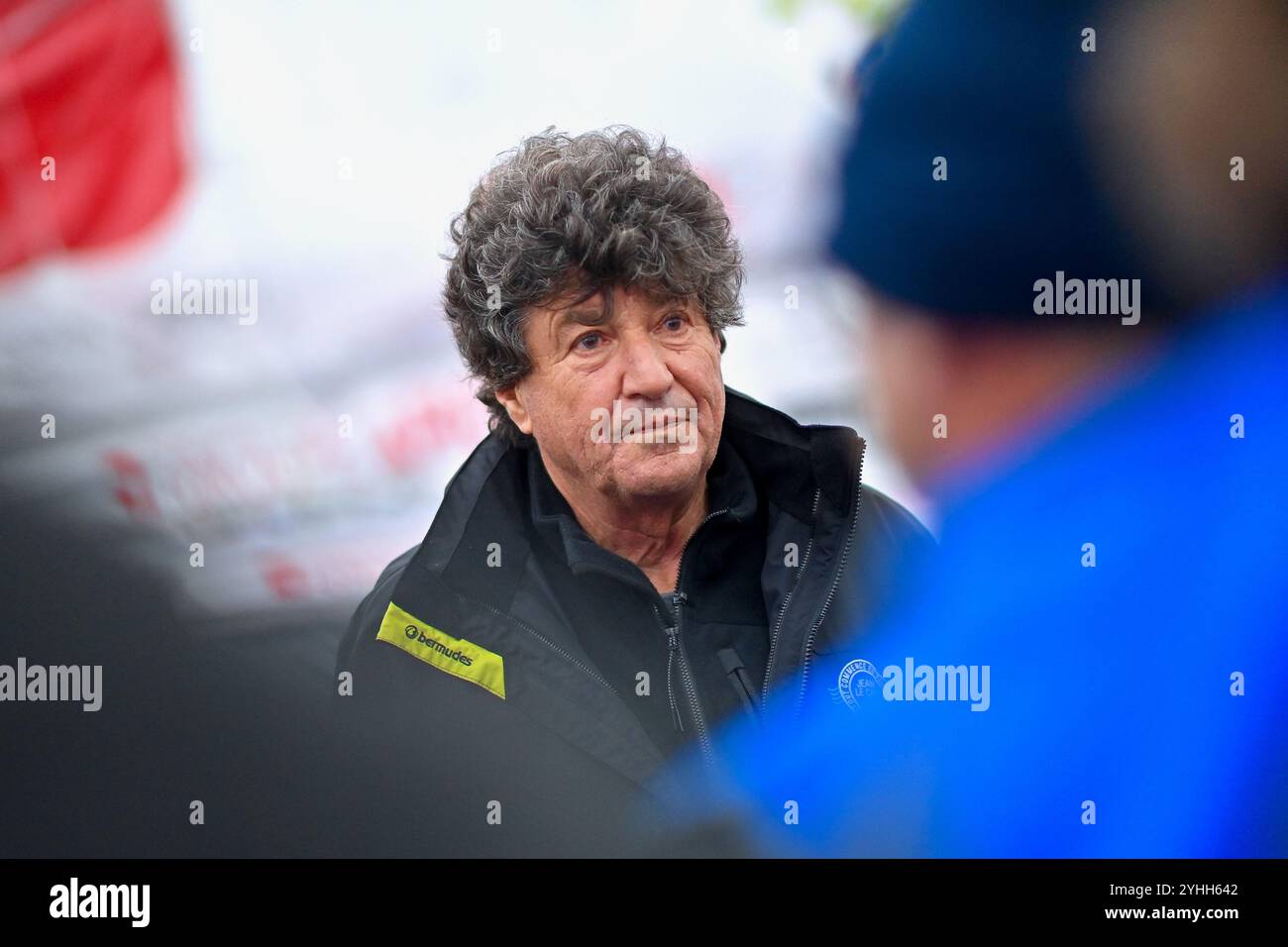 Jean Le Cam während des Starts der Vendée Globe 2024-2025, 10. Ausgabe des Solo Nonstop rund um die Welt Yachtrennen, Les Sables-d'Olonne, Frankreich am 10. November 2024. Franck Castel/ABACAPRESS. KOM Stockfoto