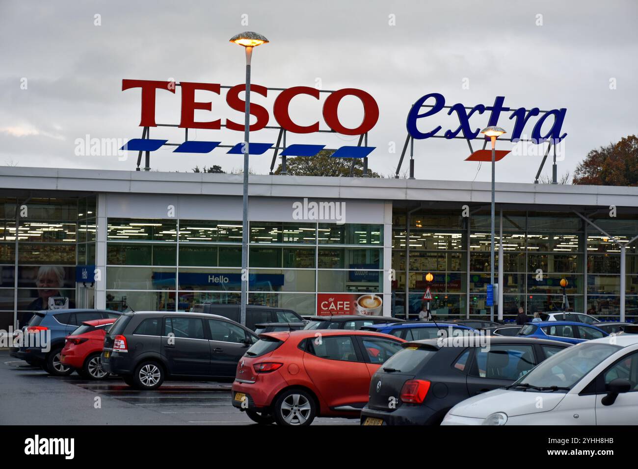 Tesco Extra Supermarkt in Antrim, Nordirland Stockfoto