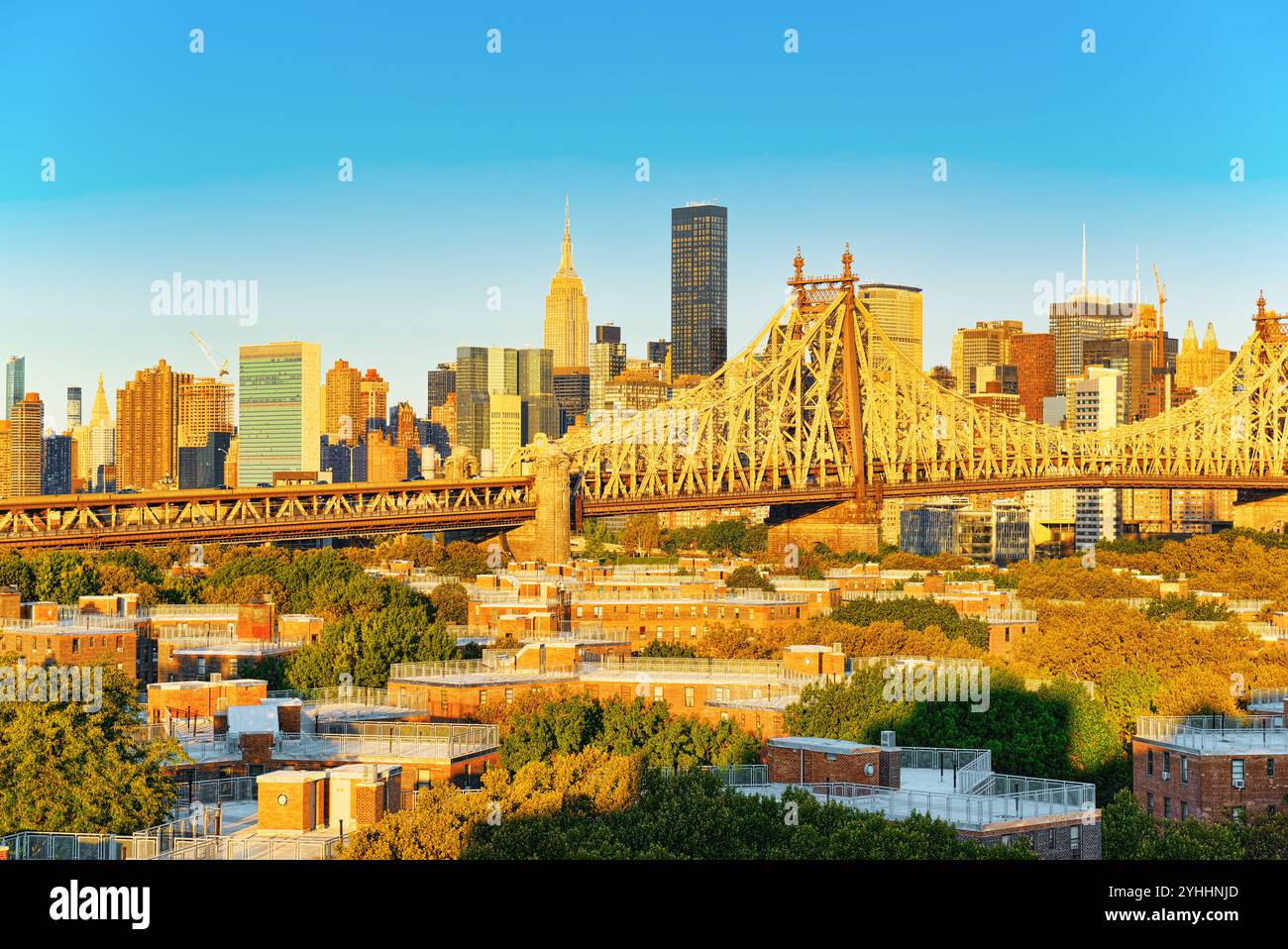 New York, Queensborough Bridge über den East River zwischen Manhattan und Long Island City im Stadtteil Queens. USA. Stockfoto