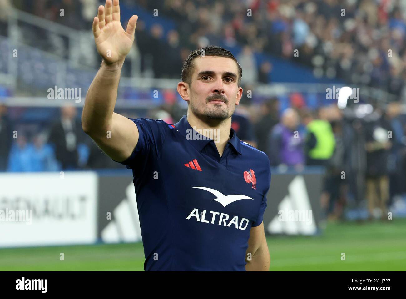 Saint Denis, Frankreich. November 2024. Thomas Ramos von Frankreich grüßt die Fans nach dem Rugby-union-Spiel der Autumn Nations Series 2025 zwischen Frankreich und Japan am 9. November 2024 im Stade de France in Saint-Denis bei Paris, Frankreich - Foto Jean Catuffe/DPPI Credit: DPPI Media/Alamy Live News Stockfoto