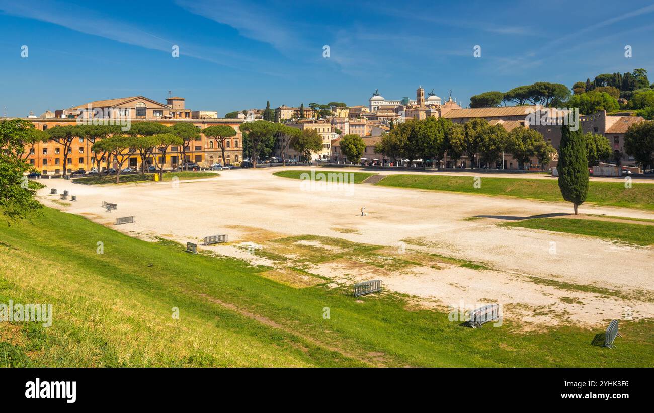 ROM, ITALIEN - 12. MAI 2022: Circus Maximus, ein altes römisches Stadion. Stockfoto