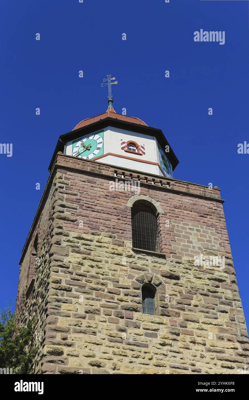 Roemerturm, Oberstadtturm, Oberer Turm, hoher Turm, erbaut auf den Überresten der ersten Burg von Haigerloch, Buckelsteinstein aus der Zeit um 1100, Oberer Turm Stockfoto