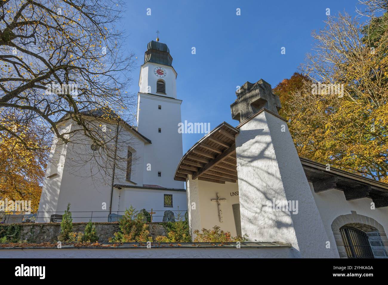 Die Pfarrkirche St. Alexander, Ofterschwang, Allgaeu, Bayern, Deutschland, Europa Stockfoto