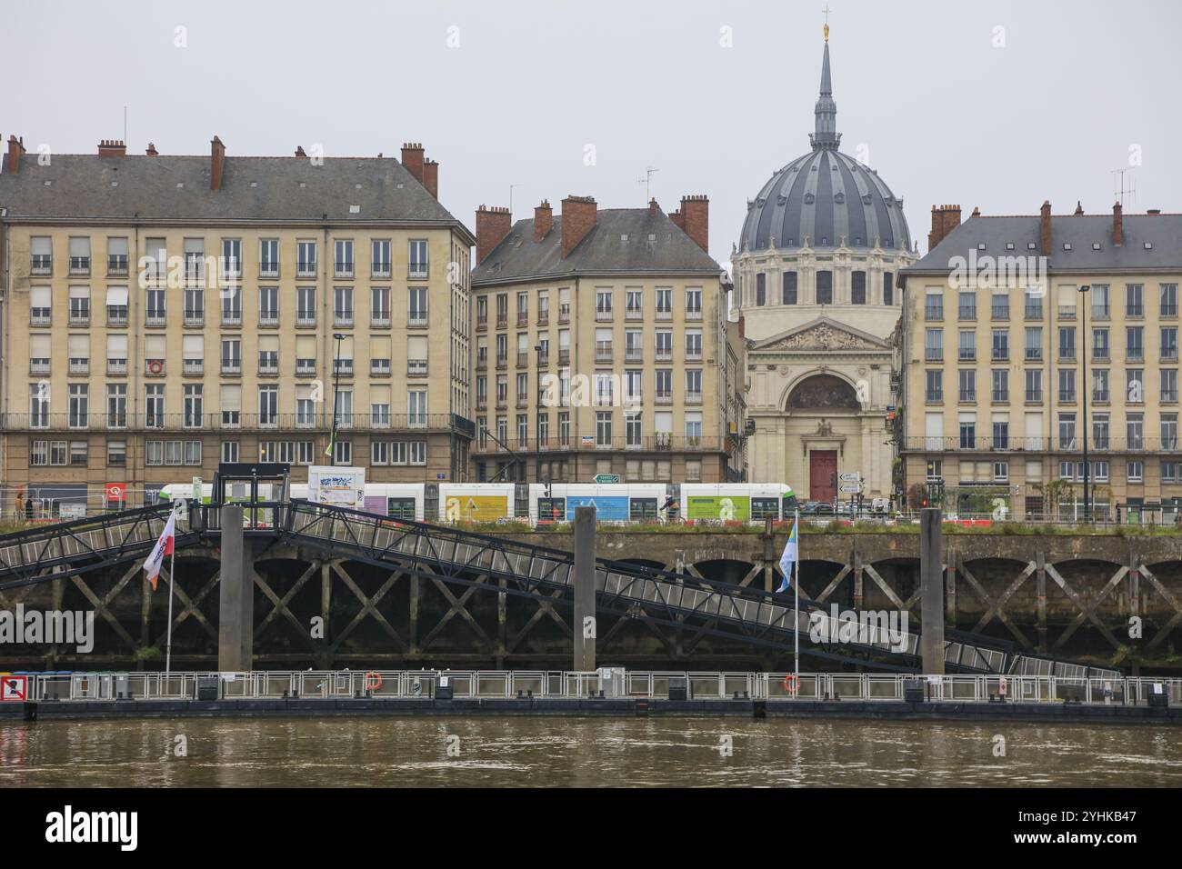 Quai de la Fosse, Kirche Notre Dame de Bon Port, Nantes, Departement Loire-Atlantique, Region Pays de la Loire, Frankreich, Europa Stockfoto