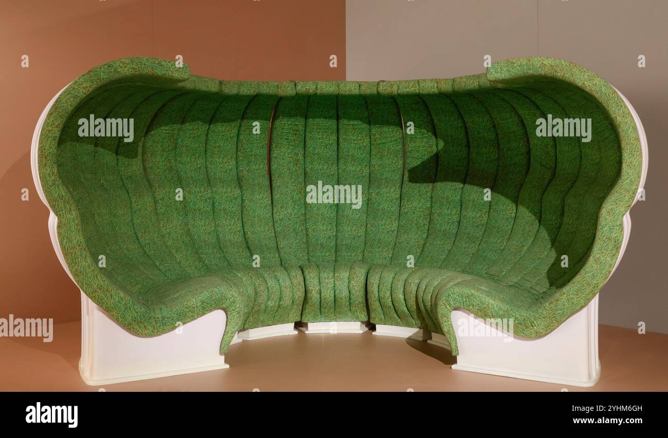 PRIVATES LEBT VOM SCHLAFZIMMER BIS ZUR AUSSTELLUNG IN DEN SOZIALEN MEDIEN PARIS Stockfoto