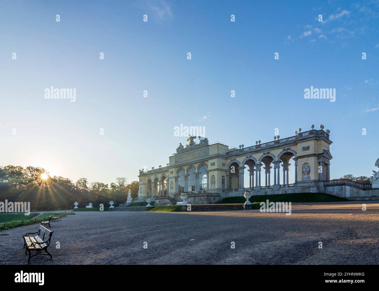 Gloriette im Park Schloss Schönbrunn Wien 13. Hietzing Wien Österreich Stockfoto