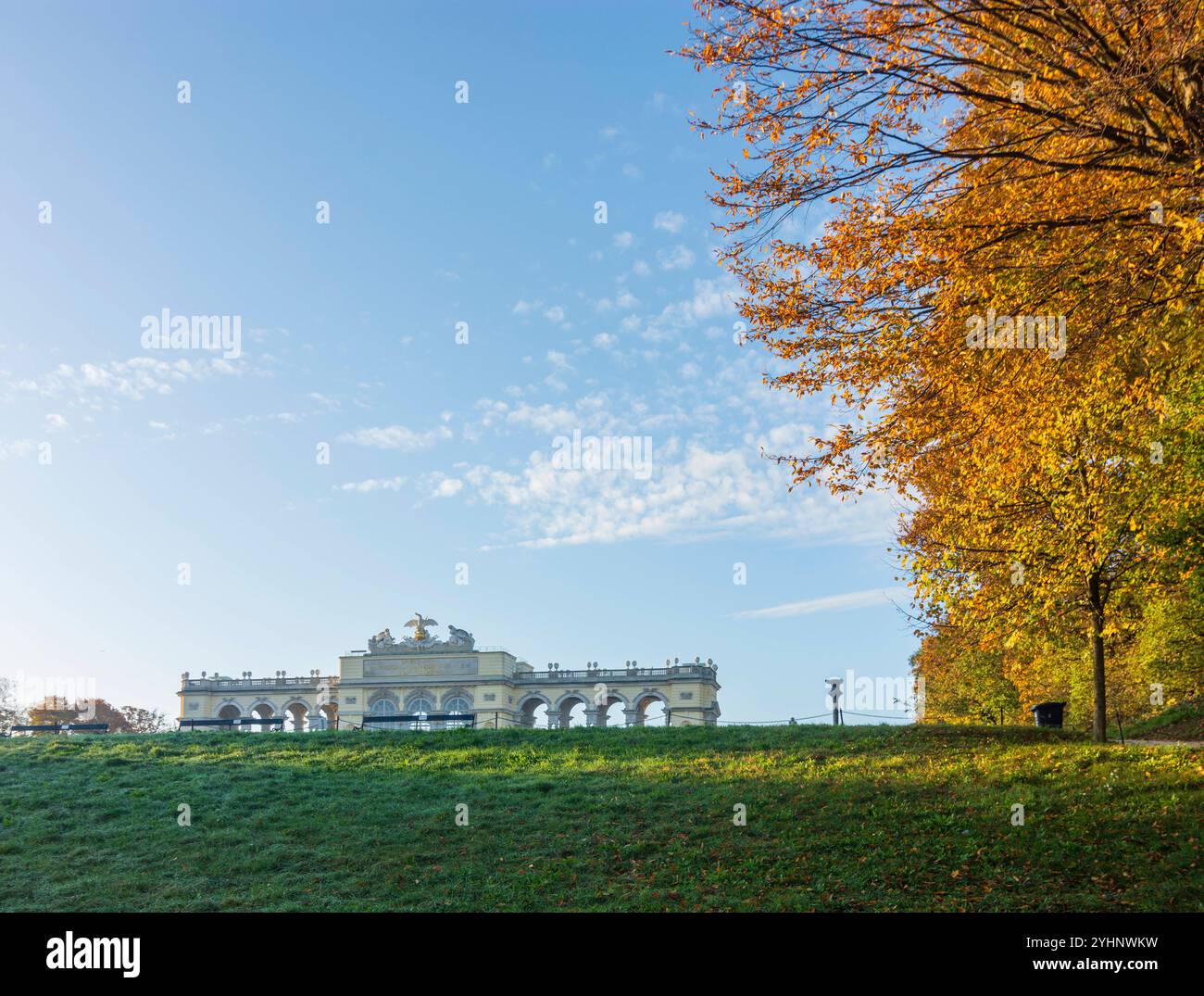 Gloriette im Park Schloss Schönbrunn Wien 13. Hietzing Wien Österreich Stockfoto