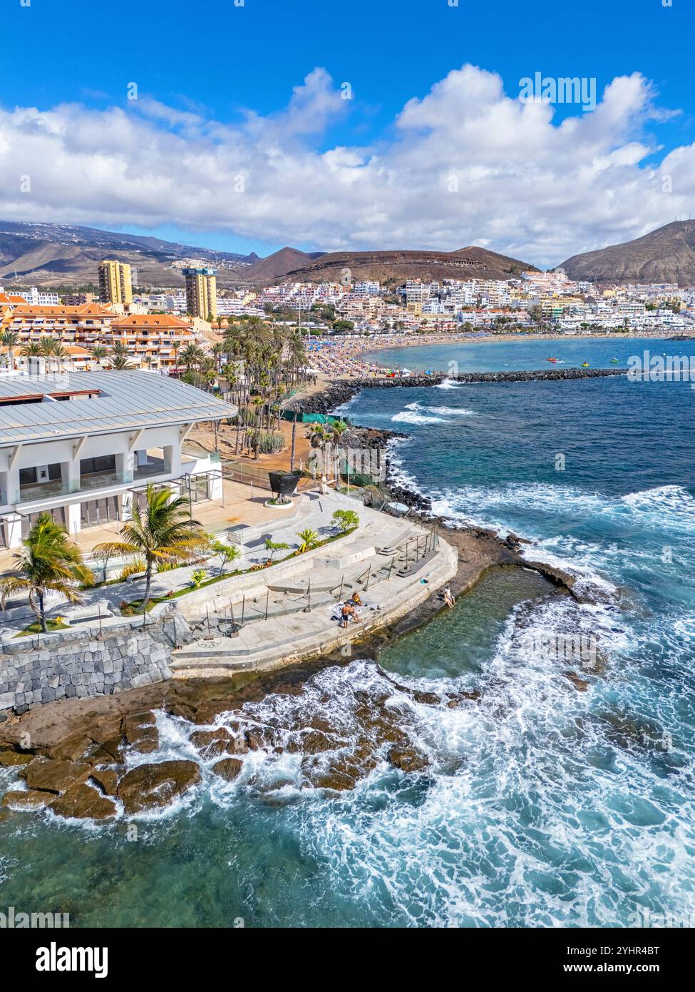 Teneriffa, Kanarische Inseln, Spanien 11.03.2024 Los Cristianos Beach, Luftbild. November 2024 Stockfoto