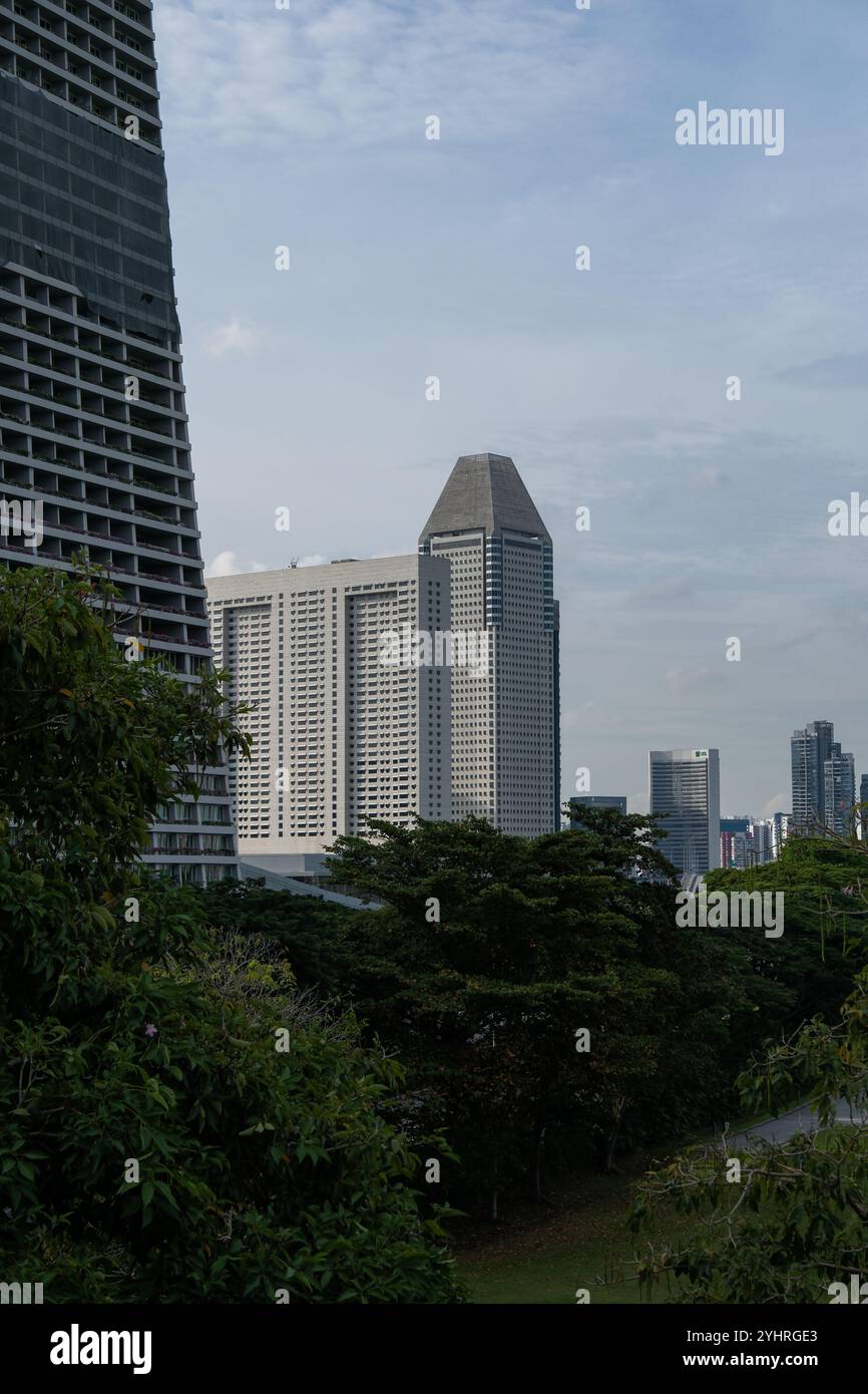 Millenia Tower Singapore Asia aus den Gärten der Bay Area Stockfoto
