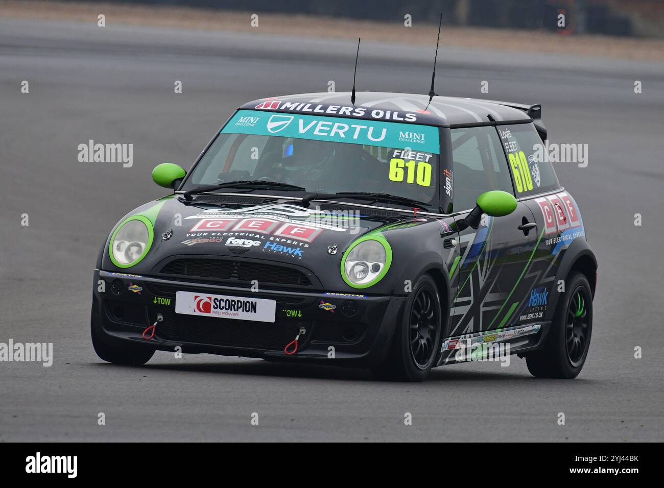 Louis Fleet, MINI Cooper, Team Avago, Vertu MINI Challenge Trophy 2024, 20-minütige Rennen, Single-Marque-Rennen, Autos basieren auf dem R50 MINI Cooper, Stockfoto