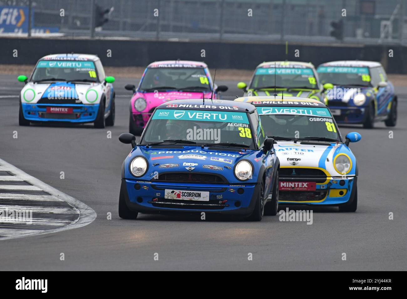 Olivier Algieri, Westbourne Motorsport, MINI Cooper, Luca Marinoni Osborne, MINI Cooper, Westbourne Motorsport, Vertu MINI Challenge Trophy 2024, 20 m Stockfoto