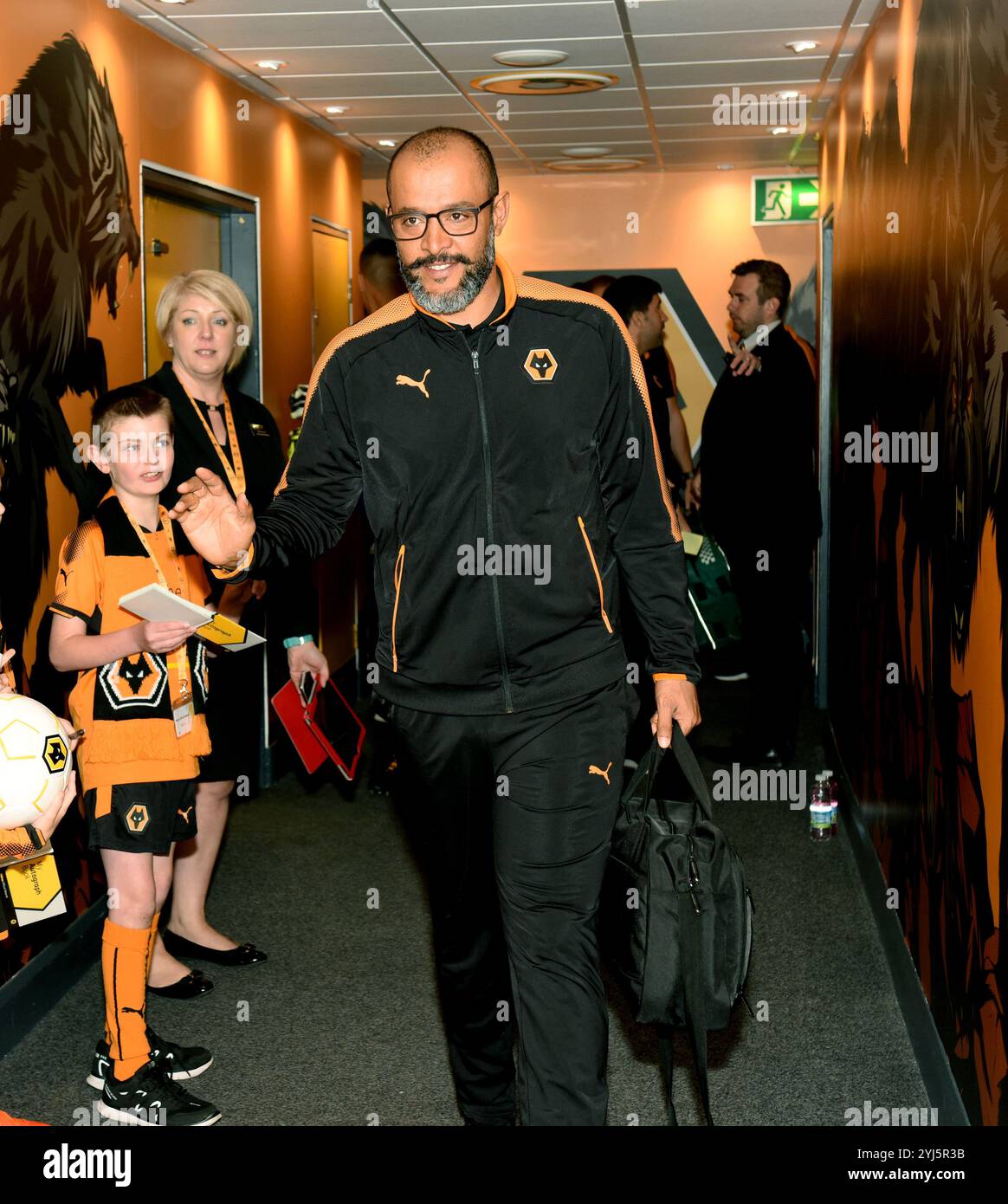 Wölfe-Manager Nuno Espirito Santo Soccer - Sky Bet Championship - Wolverhampton Wanderers gegen Cardiff City bei Molineux 19/08/2017 Stockfoto