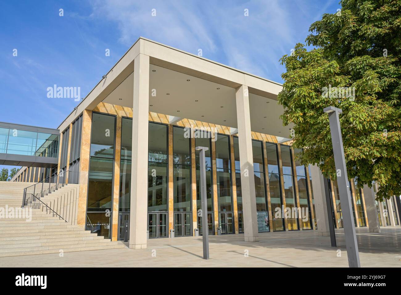 RheinMain CongressCenter RMCC, Friedrich-Ebert-Allee, Wiesbaden, Hessen, Deutschland *** RheinMain CongressCenter RMCC, Friedrich-Ebert-Allee, Wiesbaden, Hessen, Deutschland Stockfoto