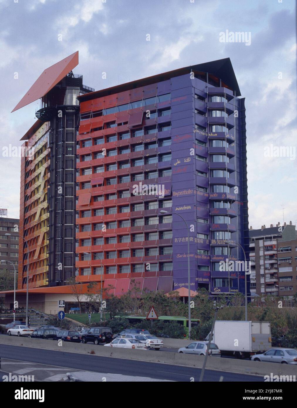 FACHADA DEL HOTEL PUERTA AMERICA - 2005. Autor: JEAN NOUVEL. LAGE: HOTEL PUERTA AMERICA. MADRID. SPANIEN. Stockfoto