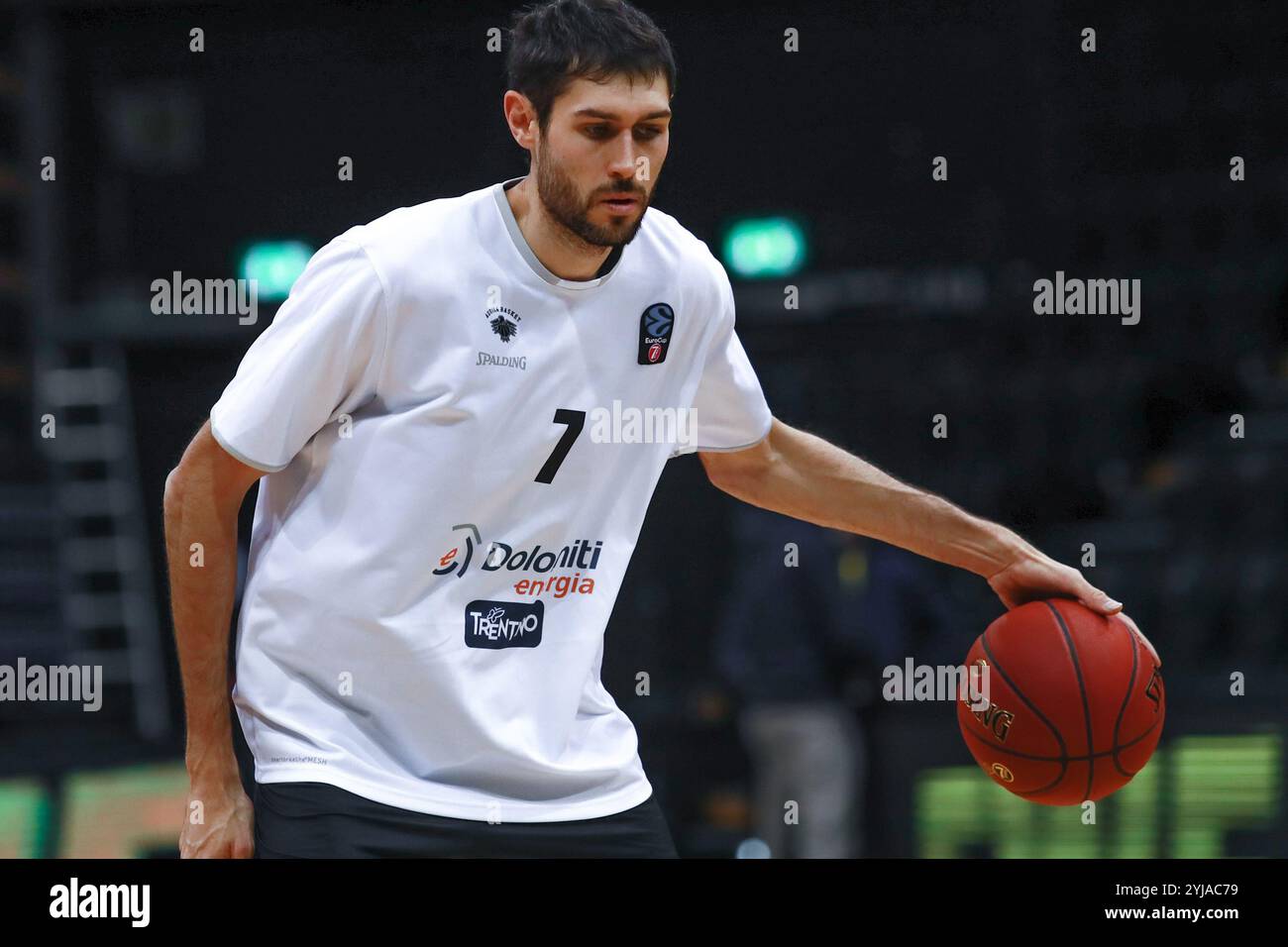 Oldenburg, 20. November 2019: Basketballspieler Davide Pascolo während des Aufwärmens vor dem Spiel Stockfoto
