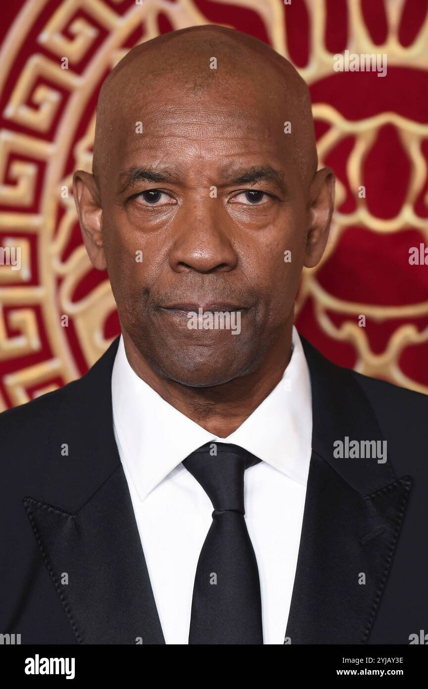 Denzel Washington bei der Weltpremiere des Kinofilms Gladiator II im Odeon Luxe Leicester Square. London, 13.11.2024 *** Denzel Washington bei der Uraufführung des Films Gladiator II im Odeon Luxe Leicester Square London, 13 11 2024 Foto:XS.xVasx/xFuturexImagex Gladiator 4333 Stockfoto