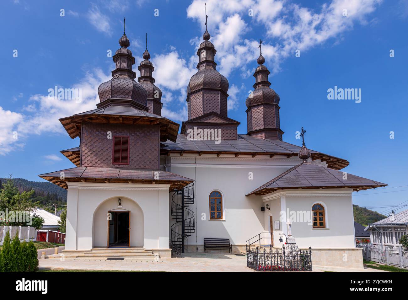 Biserica Nasterea Sf. Ioan Botezatorul (Rumänisch-orthodoxe Kirche) Agapia Commune, Kreis Neamț, Rumänien Stockfoto