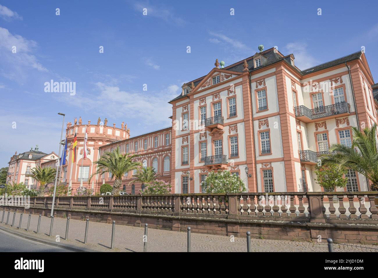 Schloss Biebrich, Rheinseite, Wiesbaden, Hessen, Deutschland, Europa Stockfoto