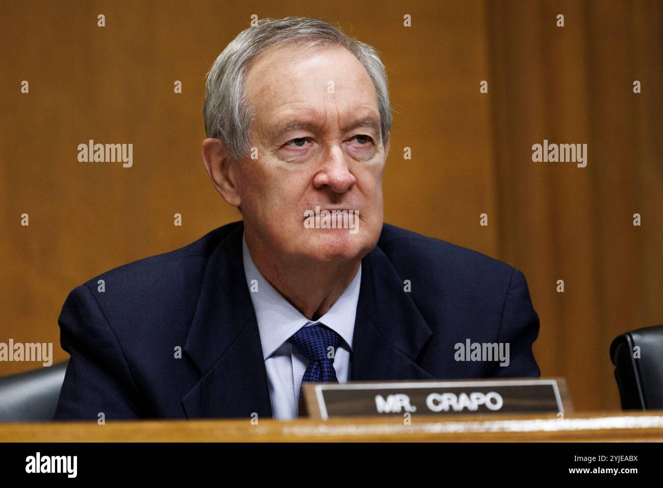 Washington, Usa. November 2024. Senator Mike Crapo (R-ID) wird während einer Anhörung des Finanzausschusses des Senats in Washington DC gesehen. (Foto: Aaron Schwartz/SIPA USA) Credit: SIPA USA/Alamy Live News Stockfoto