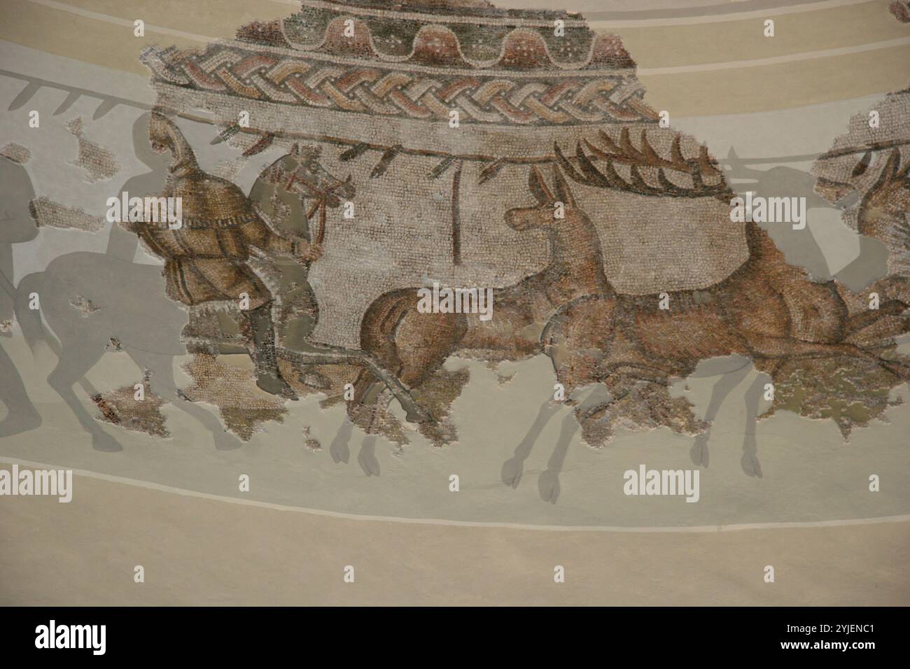 Spanien. Katalonien. Constanti. Römische Villa von Centcelles. Frühchristliche Kunst. 4. Jahrhundert n. Chr. Kuppelmosaik. Jagen. Stockfoto