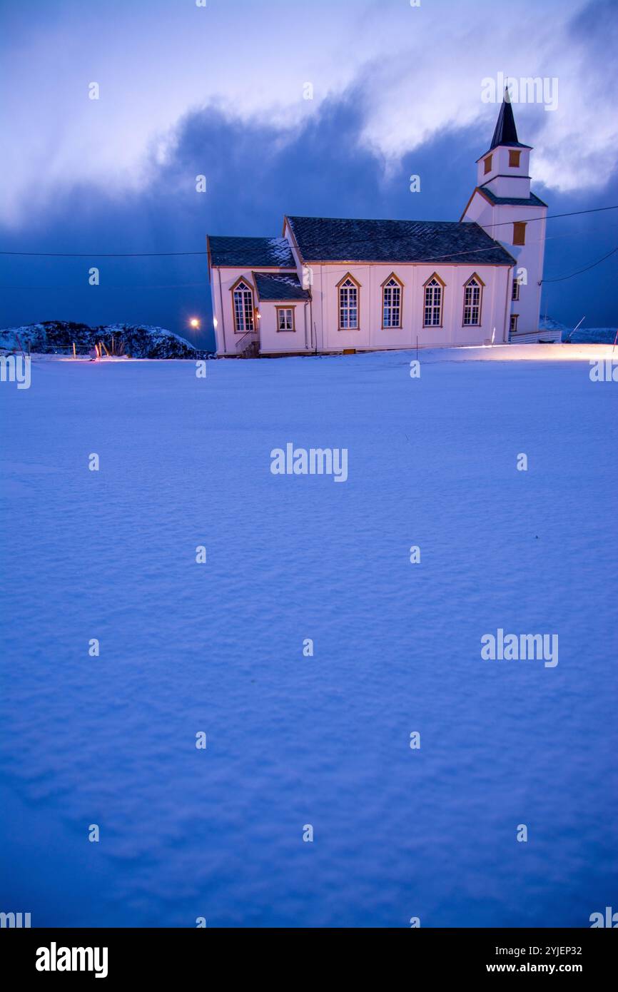 Hillesoy ist eine ehemalige Gemeinde im alten Troms County in Norwegen. Die Gemeinde bestand von 1855 bis zu ihrer Auflösung 1964, Hillesoy ist ei Stockfoto