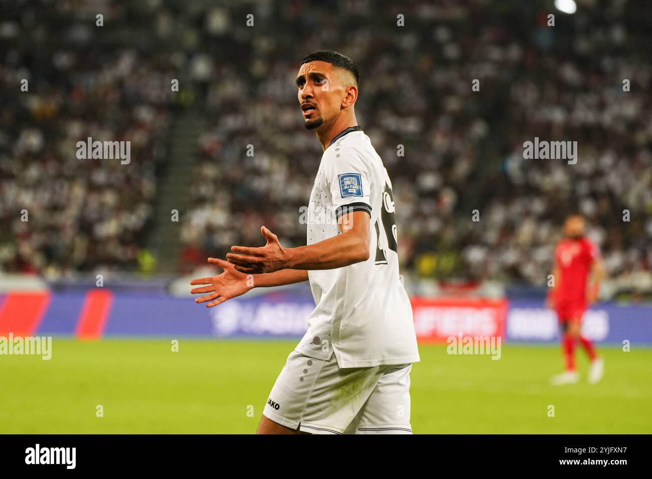 Basra, Irak. November 2024. Der irakische Amir Fouad ist beim Fußball-Qualifikationsspiel der AFC-Weltmeisterschaft 2026 zwischen dem Irak und Jordanien im Basra International Stadium zu sehen. Endergebnis Irak 0-0 Jordanien. Quelle: SOPA Images Limited/Alamy Live News Stockfoto