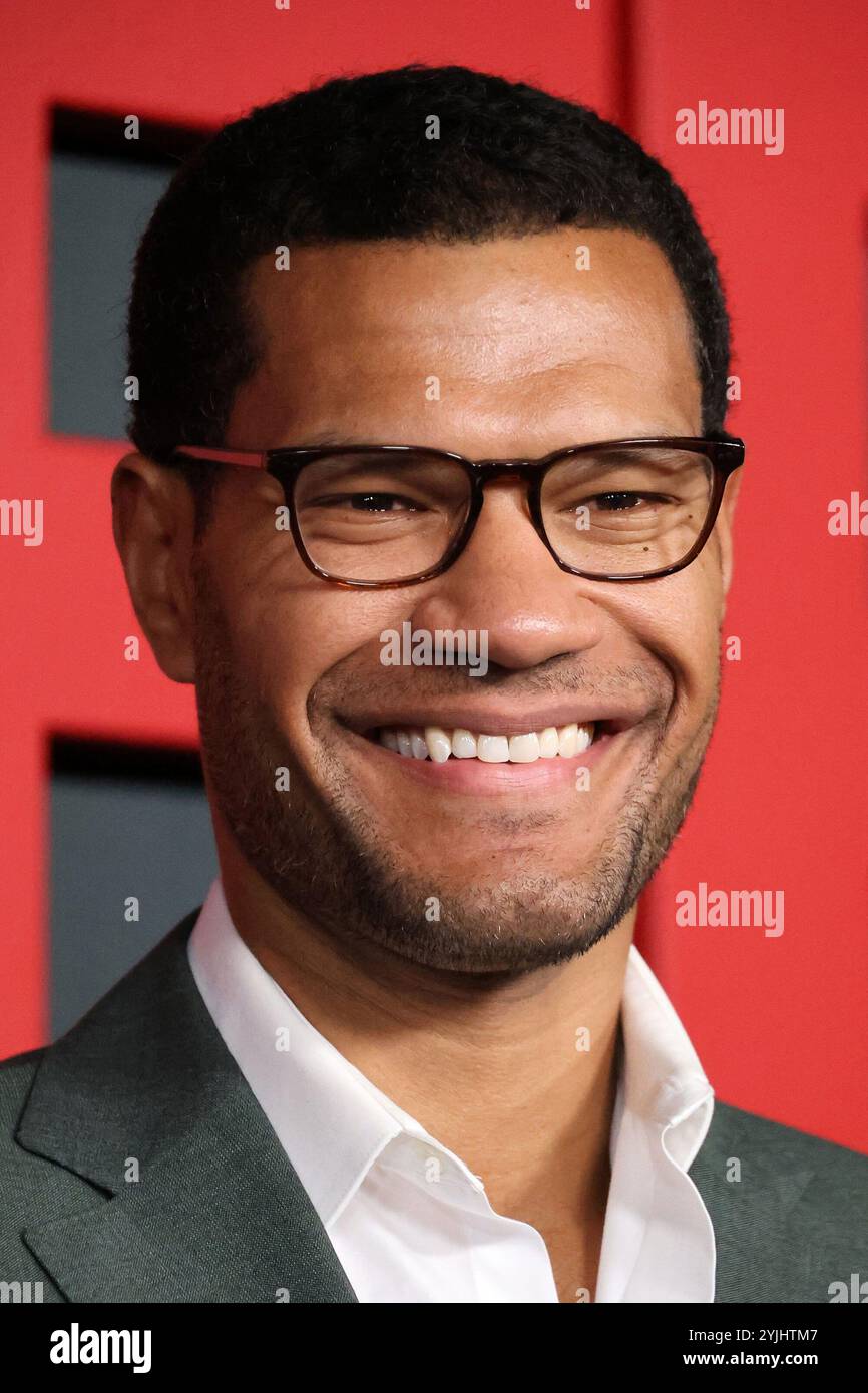 Sullivan Jones bei Ankunft für Premiere am 5. SEPTEMBER, Paramount Theatre, Los Angeles, CA, 14. November, 2024. Foto: Priscilla Grant/Everett Collection Stockfoto