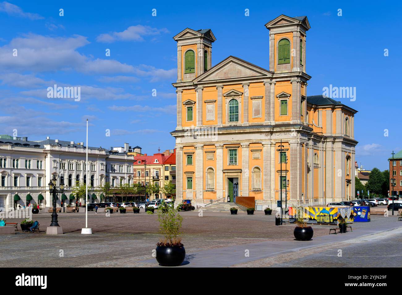 Fredrik Church (Fredrikskyrkan) auf Stortorget, dem Haupt- oder Marktplatz, im historischen Stadtzentrum von Karlskrona, Blekinge län, Schweden. Stockfoto